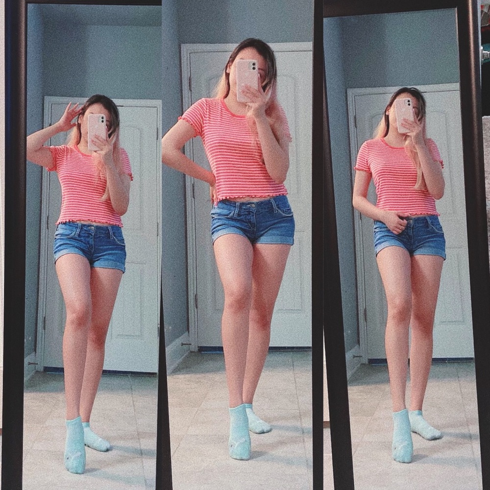 Pink top - Picture 2 of 5